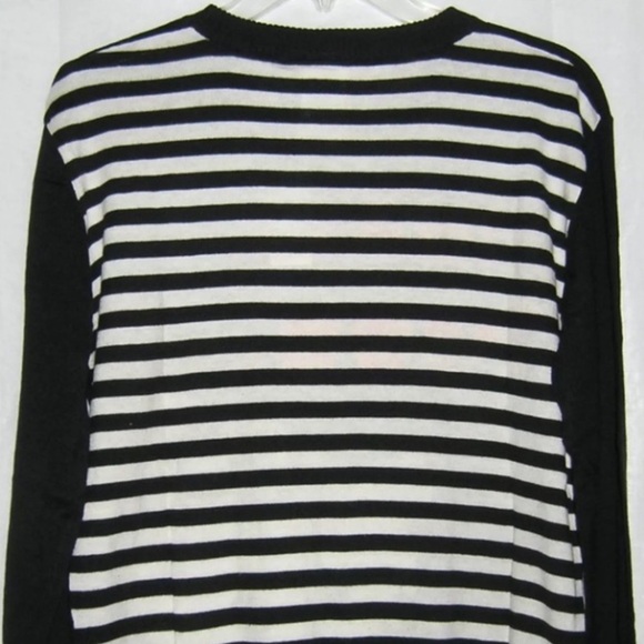 SANRIO HELLO KITTY Classic Knit Sweater Crewneck Long Sleeve Size Small NWOT - Picture 9 of 12